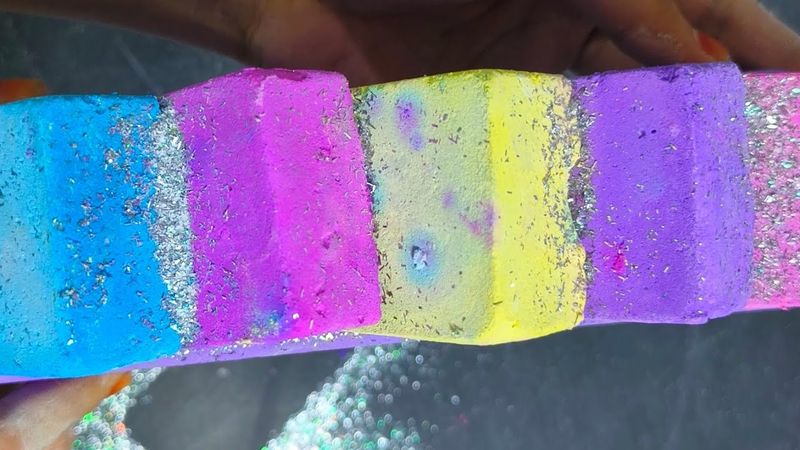 Bunch Of Shorts Crush Edit #dustygymchalkcrushing #watercrumbles #homemadegymchalkcrush