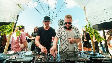 Cosmic Gate & Diana Miro - Never Erase You (Official Music Video)