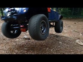 RC TRACTION HOBBY 1/8 Founder Jeep Cho_up Mountain Jump RUN