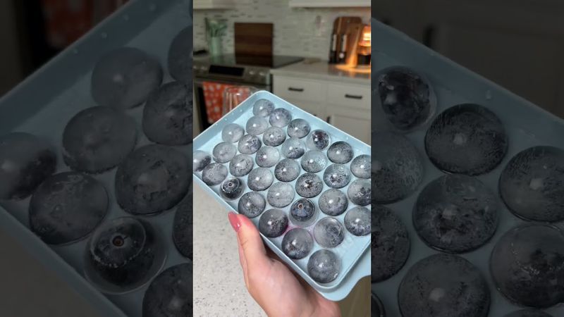 I wish I tried this last Halloween #halloween #halloweendrinks #halloweendiy #halloweenideas