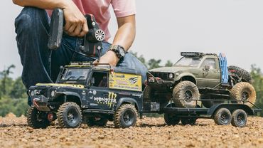 Rc Crawler SCX10ii Hilux Truggy on Trailer RC4WD D90 Off-Road Extreme 4x4 Rc Cars @e3s-rc