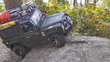 RC4WD D90 Land Rover Defender Man-duk Mountain Adventure 2