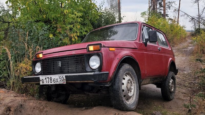 Купил НИВУ и сразу поехал месить глину / НИВА ЗА 50К