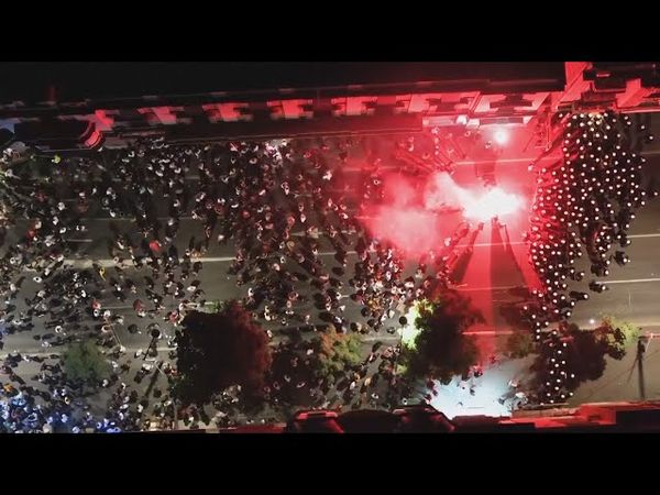 Разгневанные сербы блокируют улицы в городах после арестов протестующих