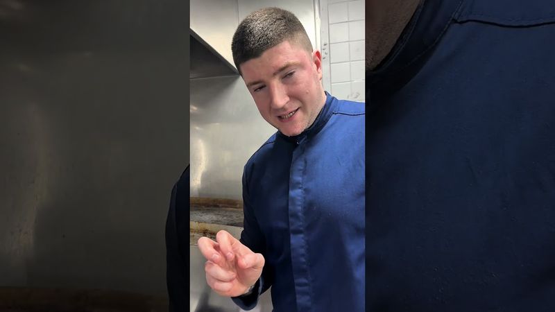 🥩 КАК ГОТОВЯТ СТЕЙКИ В РЕСТОРАНЕ 🥩 #рецепты #мясо #meat #стейк #steak