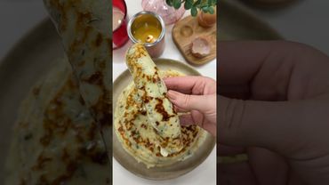 сырные лепешки с зеленью на сковородке 🧀  #сырныелепешки #рецепт #рекомендации #шортс #viralvideo