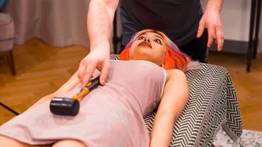 ROXY VS HAMMER THERAPY | EXTREME DEEP TISSUE MASSAGE & EMOTIONAL JOURNEY