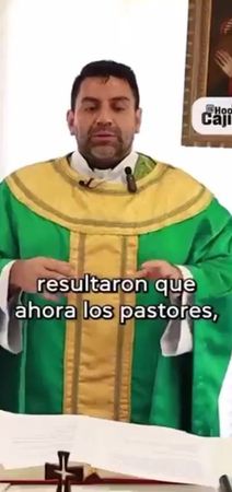 y todos son ladrones nadie sube al poder para ayudar al pueblo solo p...