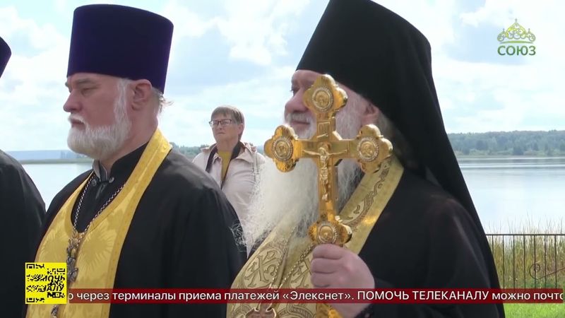 В Новосибирской епархии был совершён молебен у поклонного креста