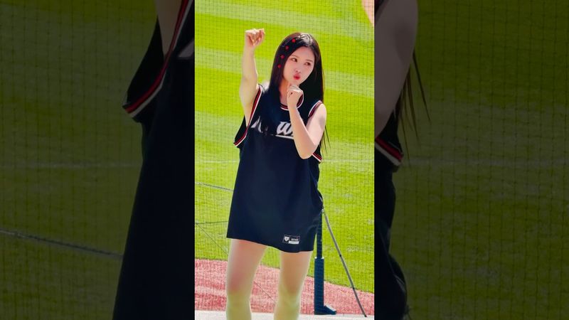 힘이 솟는 노래 안현민 등장송 #김정원 #김정원치어리더#ktwiz #kt위즈 #kt위즈치어리더