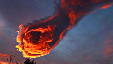 Ученые Бьют Тревогу! Топ 15 Странных Объектов На Небе, Которые Удалось Снять На Камеру