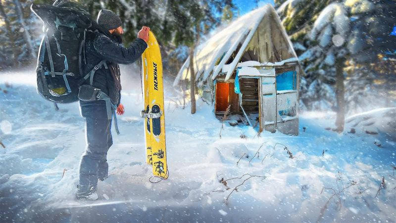 УШЕЛ на ПОИСК СТАРОЙ ИЗБЫ - ПЕРВАЯ МЕТЕЛЬ | ОДИН В ЗИМНЕМ ЛЕСУ