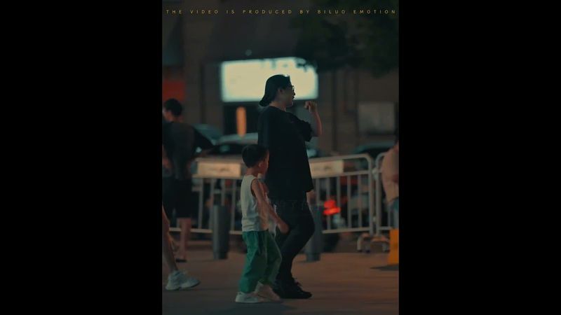 《父亲》爸爸什么都愿意给，但唯独有一样东西，永远也不会给孩子！认同！转发！功德无量！#人生感悟 #国学文化 #传统文化 #父亲 #父爱如山 #正能量 #人间清醒 #父爱