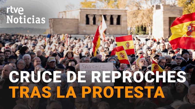 El PP cree un ÉXITO la MANIFESTACIÓN contra el GOBIERNO y el PSOE denuncia un "CIRCO" en el SENADO