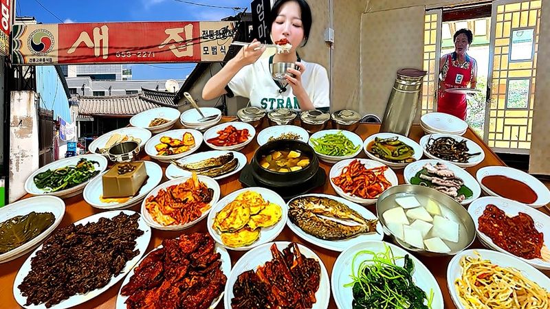 À goûter absolument en Corée! Han Jeongsik traditionnel de 75 ans avec 27 plats – tout finirai-je ?!
