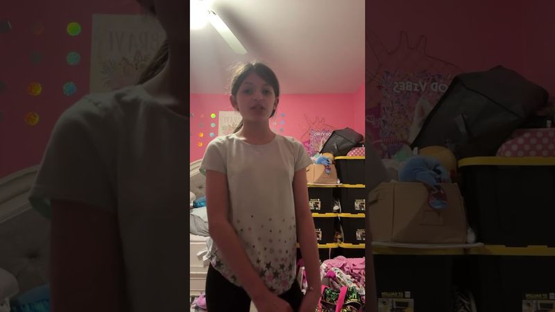 people from my school watch this ￼