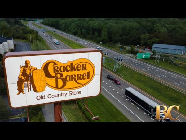 Cracker Barrel menanggapi reaksi keras atas logo baru dan perubahan merek