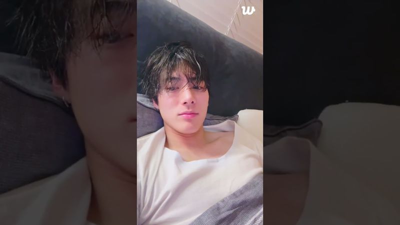 The Boyz Eric's soft sparkly energy 🤍💗