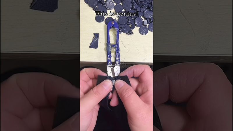 Genius Hack!! Install a Zipper Pull Easily with Small Scissors✂️