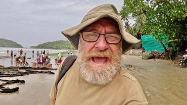 I'm stuck in Goa and can't leave. India.