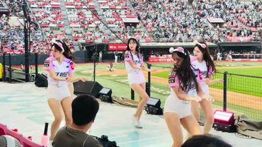 핑크핑크 메이플 콜라보 KT 위즈 ‘I’ll be there’ 공연 영상