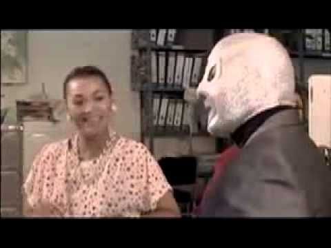 El Santo contra los burocratas