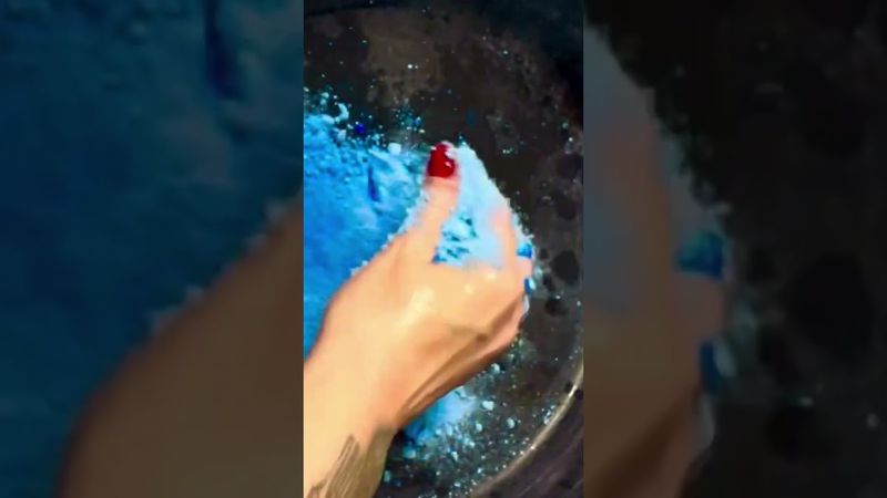 Satisfying Gym Chalk ASMR