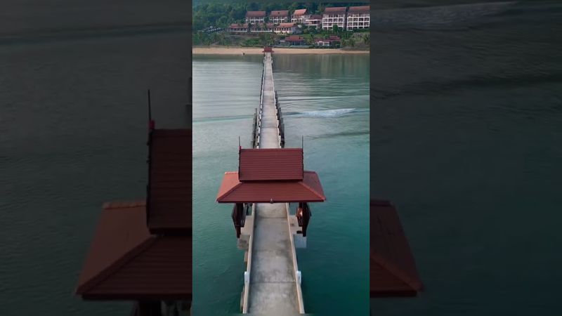 Thailand, Koh Chang, район Bang Bao с высоты птичьего полёта