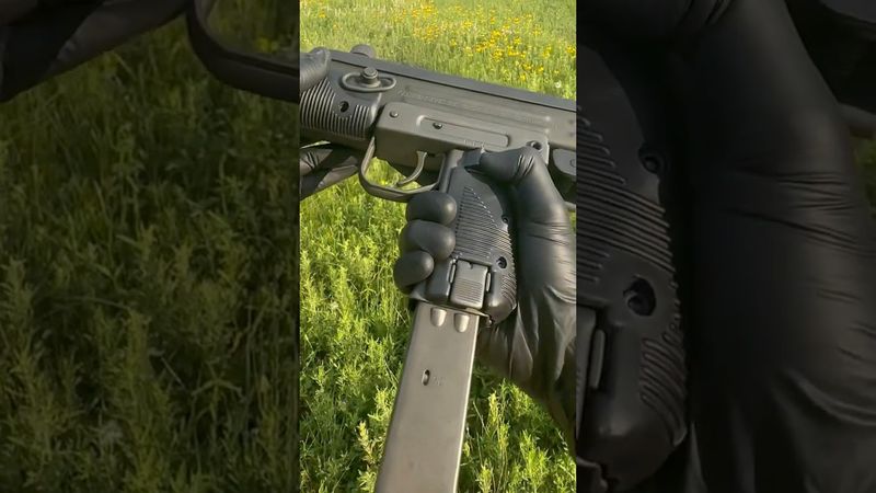 Uzi Vibes #military #retro