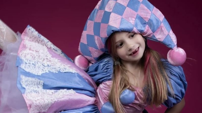 Куклы и люди.