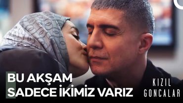 Elleriyle Yemek Hazırlayan Levent Alkanlı Karizması - Kızıl Goncalar 42. Bölüm