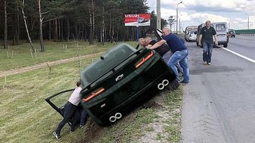 Idiots in Cars 2023 Russian Roads 25