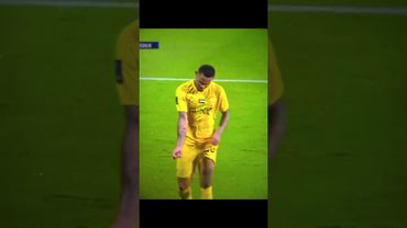 خیلی شب دارکی شد 🥶 #استقلال #متخصص_آسیا