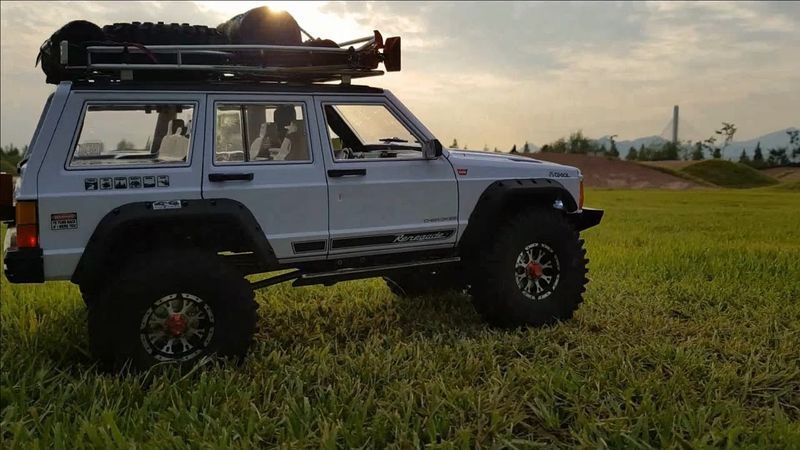 TFL T10 Full Metal Jeep Cherokee Whoa-myung Trail RUN