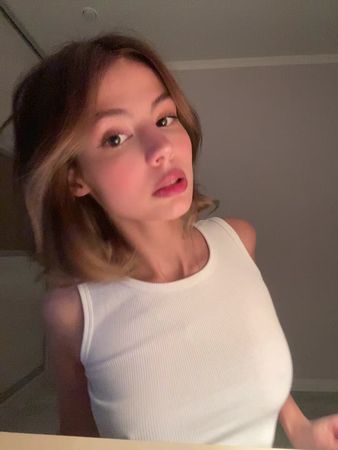 тяжкий груз это охапка кустовых роз 