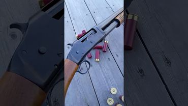 Pump-Action Shotgun - Winchester 1897