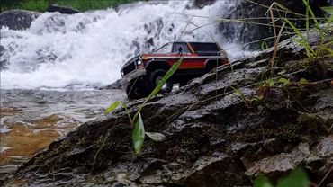Traxxas TRX4 Ford Bronco Samsung Galaxy S9+ Slowmotion Camera TEST