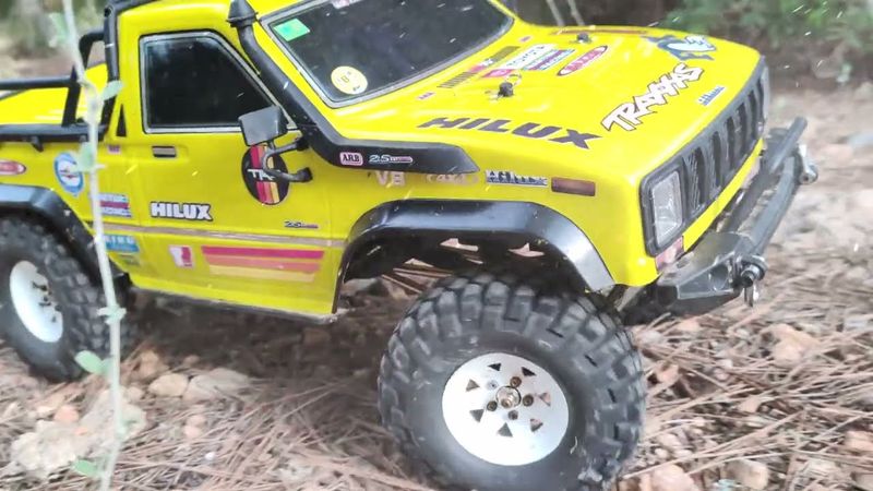 rc crawler rgt 86110.