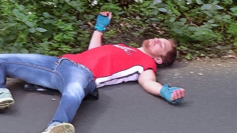 Борзые Бойцы получают По Заслугам