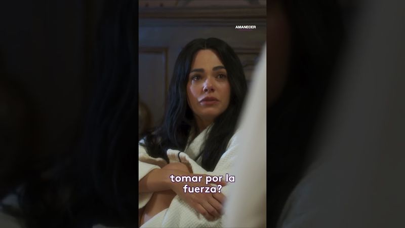 Leonel intimida a Alba en su noche de bodas #Amanecer #Uninovelas