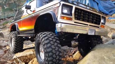Traxxas TRX4 Ford Bronco Mountain Trail