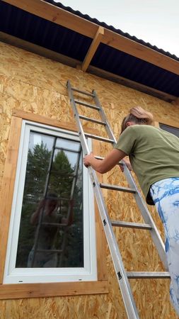 Her EASY Trick to Screw Hooks with a Drill ⚒️ #bushcraft #campinghack...