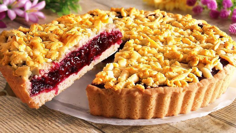 Berry pie that melts in your mouth! Get ready every day! Simple and very tasty!