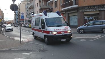 [VERY RARE-PNEUMATICA] Ambulanza 2291 Croce Rossa Italiana-Comitato locale di Ceriale in sirena