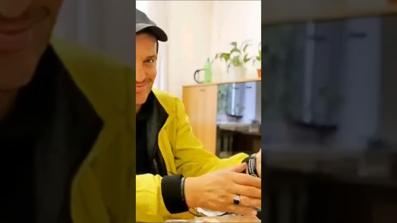 Он вам не ДЕД 😠