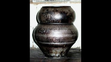 Пафосная музыка под которую удобно ебать чугун