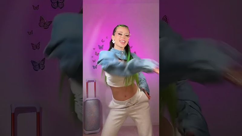 I like this outfit omgg 🤗 #dance