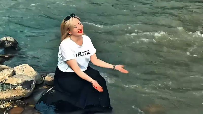 На берегу Чу & “Суунун боюнда"- Алмазбек Алтынбеков