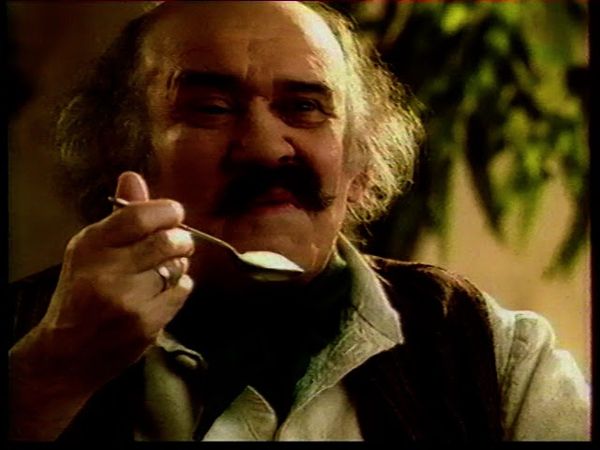 Реклама ТВЦ осень 2002 год