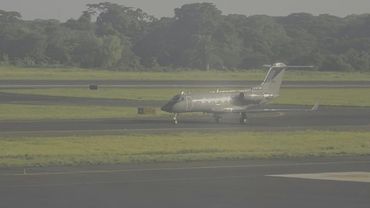 Plane carrying US citizens freed from Venezuela arrives in El Salvador | AFP